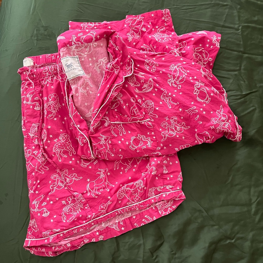 Printfresh Daily Horoscope Pajama Set in Electric Pink